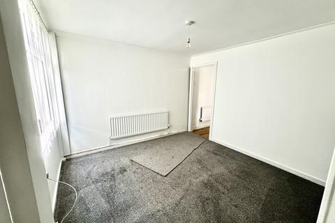 3 bedroom end of terrace house to rent, Ellary Walk, Brierton