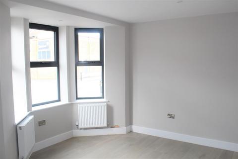 2 bedroom apartment to rent, Lion Road, Bexleyheath, Kent, DA6