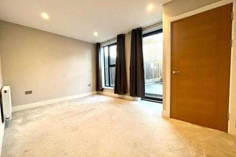 2 bedroom apartment to rent, Lion Road, Bexleyheath, Kent, DA6