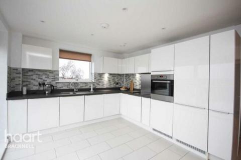 2 bedroom apartment to rent, Old Bracknell Lane West, BRACKNELL