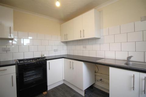 4 bedroom terraced house for sale, Saxby Gardens, Peterborough