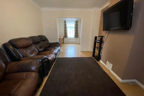 2 bedroom terraced house for sale, Flamstead Road, Dagenham