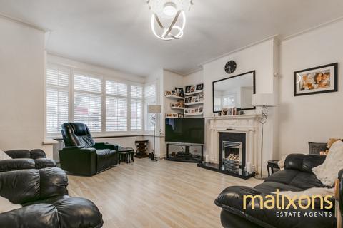 3 bedroom end of terrace house for sale, London SW16