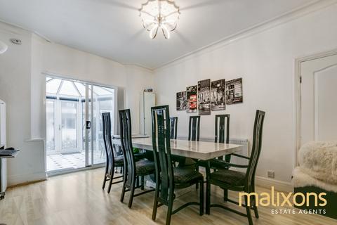 3 bedroom end of terrace house for sale, London SW16