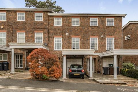 4 bedroom terraced house for sale, Pine Grove, Wimbledon