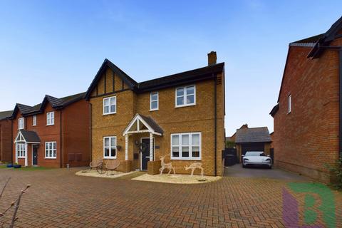 4 bedroom detached house for sale, Kings Grove, Cranfield MK43