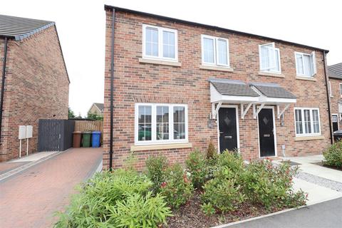 3 bedroom semi-detached house to rent, Roman Drive, Pocklington, York