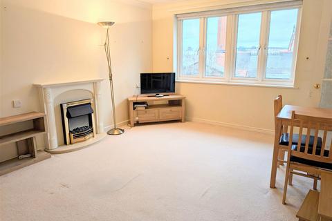 1 bedroom retirement property for sale, 49 Hazledine Court, Longden Coleham, Shrewsbury, SY3 7BS