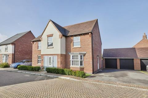 4 bedroom detached house for sale, Hare Park, Drakelow, Burton-on-Trent, DE15