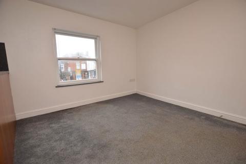 2 bedroom flat to rent, Market Street, Hindley