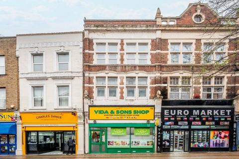 2 bedroom property for sale, Hare Street, London, SE18