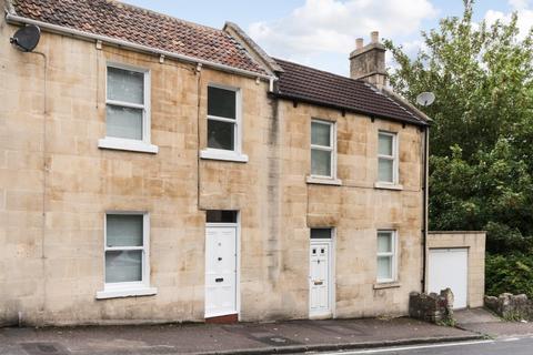 3 bedroom terraced house to rent, Entry Hill, Bath BA2