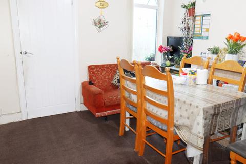 2 bedroom terraced house for sale, Mansfield Road, Kingsway LU4