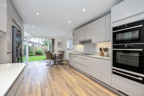 4 bedroom detached house for sale, Park Avenue, Hove BN3