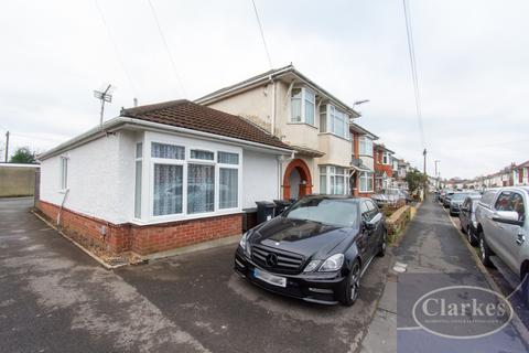 2 bedroom bungalow for sale, Draycott Road, Bournemouth, Dorset