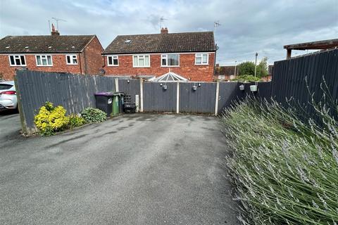 8 Berwyn View, Ellesmere, SY12 0DZ