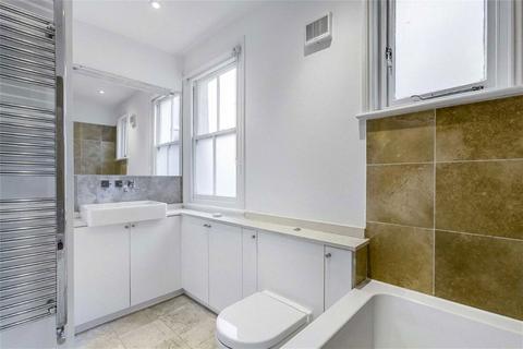 2 bedroom flat for sale, Sedgeford Road, London W12