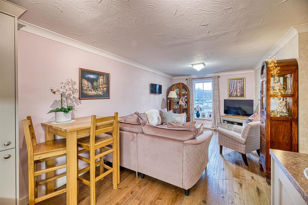 Lounge/Dining Room/Kitchen