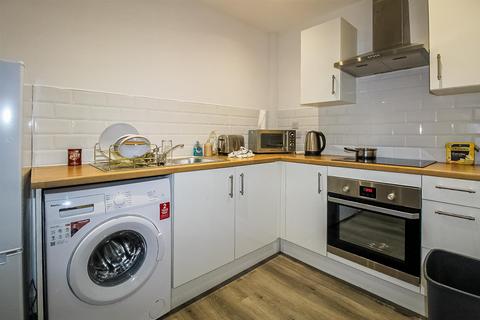 1 bedroom flat for sale, Thornhill Street, Wakefield WF1