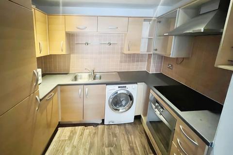 2 bedroom flat for sale, Flat 2, Abbey Court, Priory Place, Coventry, West Midlands CV1 5SA