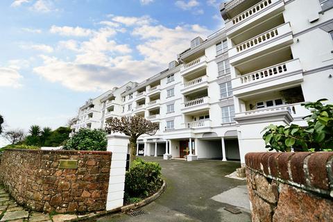 2 bedroom apartment for sale, Woodlands Apartments, Jersey JE3