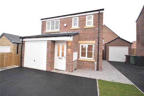 3 bedroom detached house to rent, Daisy Bank Drive, Micklefield, Leeds, West Yorkshire