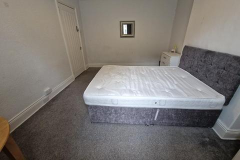 1 bedroom in a house share to rent, Killingworth Road, South Gosforth NE3