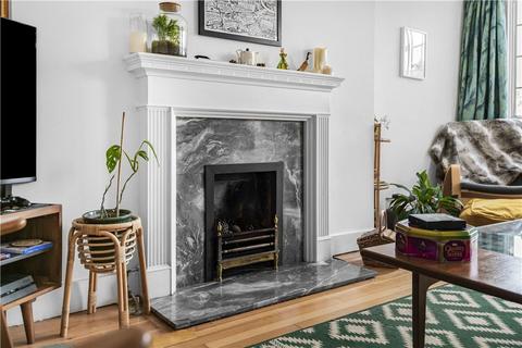 16 Ealing Village, London, W5 2LY