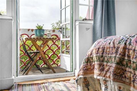 16 Ealing Village, London, W5 2LY