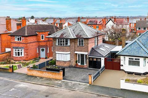 3 bedroom detached house for sale, Trowell Grove, Long Eaton NG10