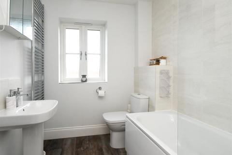 18 Millfield Road, Albrighton, Wolverhampton, WV7 3JN