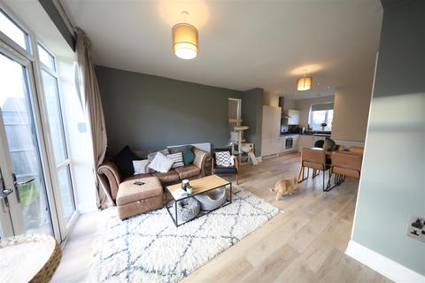 2 bedroom end of terrace house for sale, Memory Lane, Kingswood