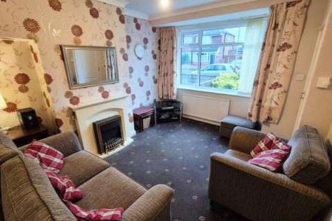 2 bedroom semi-detached house for sale, Roseway, Leicester LE4