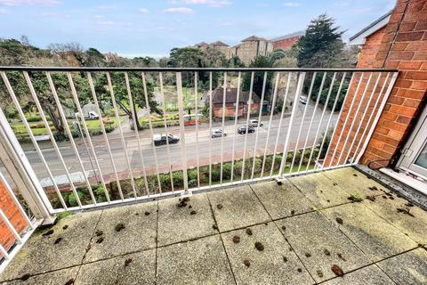 2 bedroom flat for sale, Bournemouth