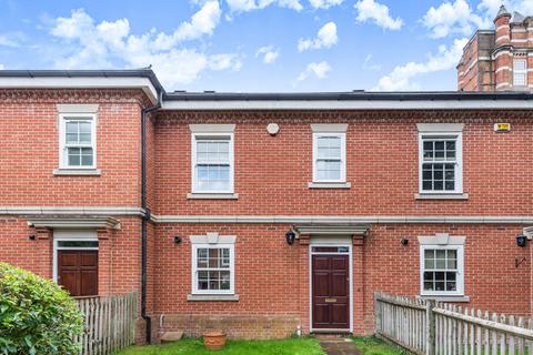 3 bedroom terraced house for sale, Cayton Road, Coulsdon CR5