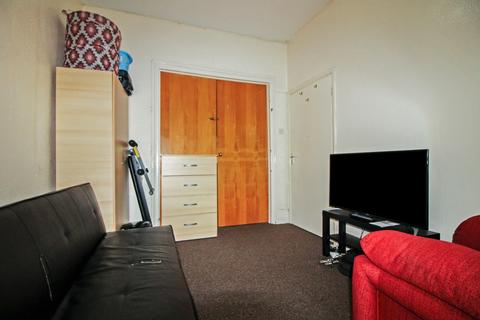 4 bedroom terraced house to rent, Keogh Road, London