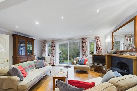 154 Ballards Way, Croydon, CR0 5RG