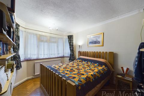 154 Ballards Way, Croydon, CR0 5RG
