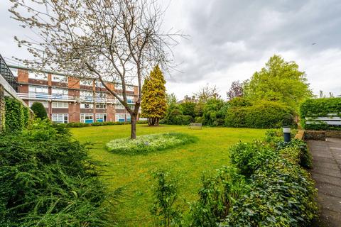 2 bedroom flat to rent, Carlton Drive, Putney, London, SW15