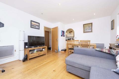 1 bedroom flat for sale, Floyer Close, Richmond TW10