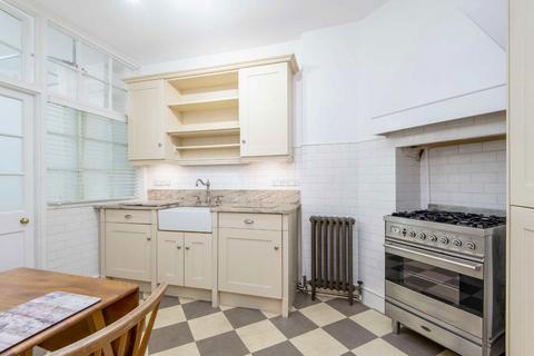 2 bedroom flat for sale, Judd Street, London WC1H