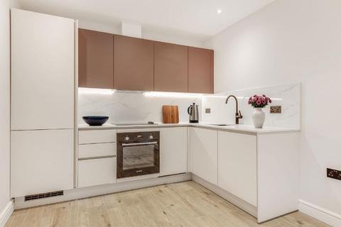 1 bedroom flat for sale, Clifton Walk, Hammersmith