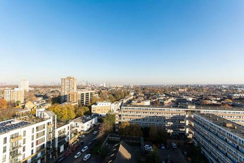 1 bedroom flat to rent, Yelverton Road, Battersea SW11