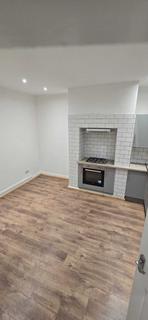 2 bedroom terraced house to rent, Leeds LS6