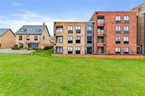 3 bedroom apartment for sale, Barrosa Way, Milton Keynes MK8