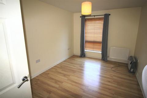 2 bedroom apartment for sale, Broadmead Road, Northolt