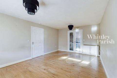 2 bedroom flat for sale, Bullfinch Drive, Harleston