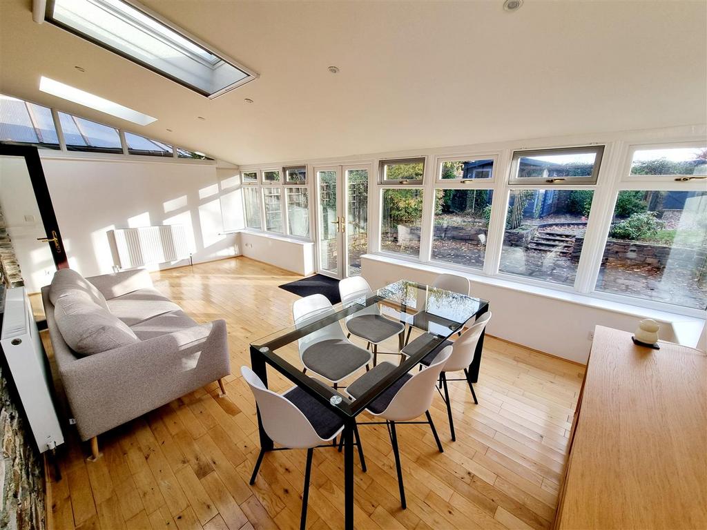 Garden room.jpg