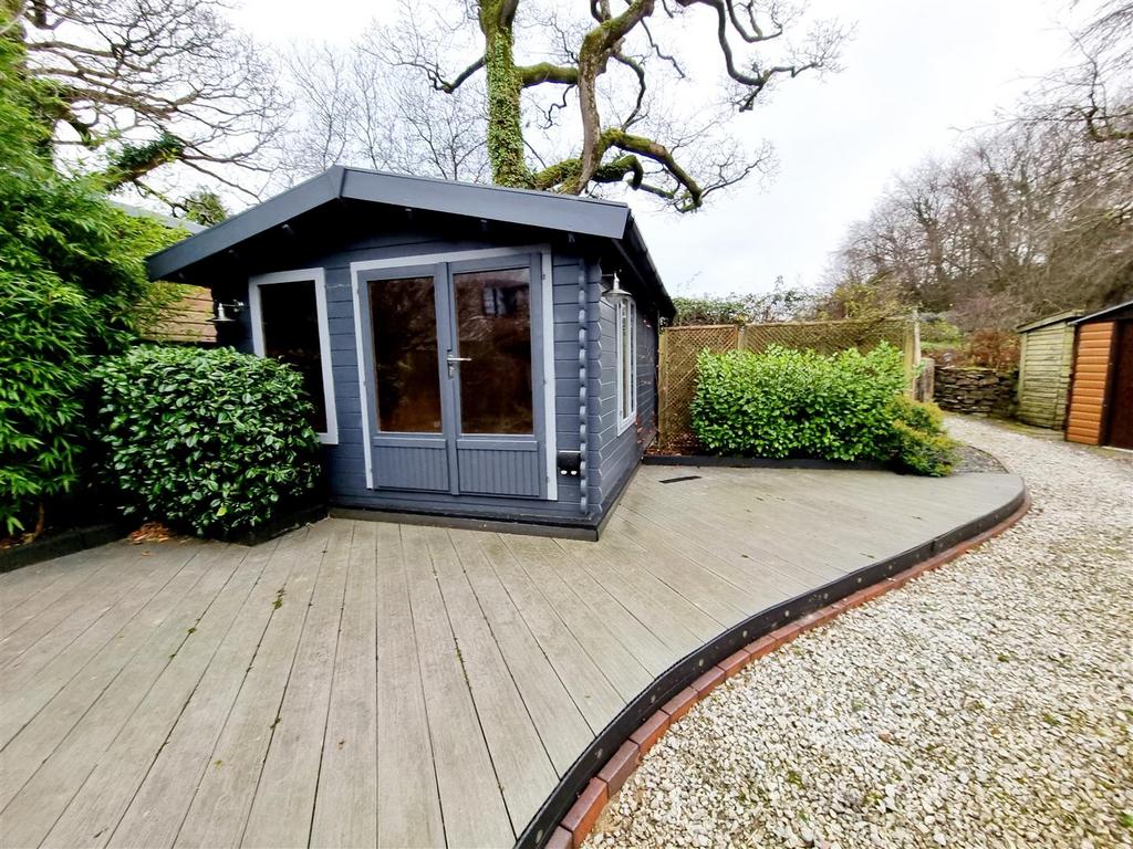 Summerhouse.jpg