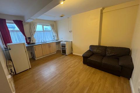 undefined, Flat 2, 47 South Street , BD21 1AD